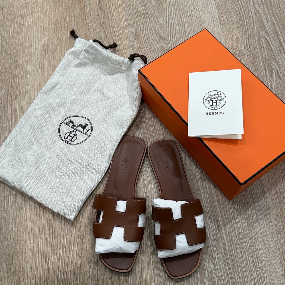 Hermes Oran Sandals - Picture 8 of 14